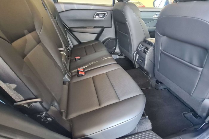 2024 Nissan X-TRAIL ST-L