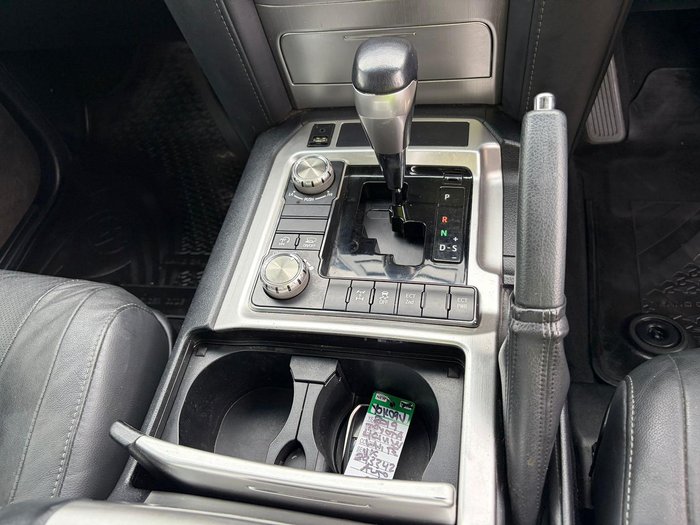 2019 Toyota Landcruiser VX