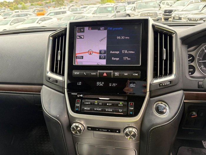 2019 Toyota Landcruiser VX