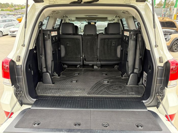 2019 Toyota Landcruiser VX