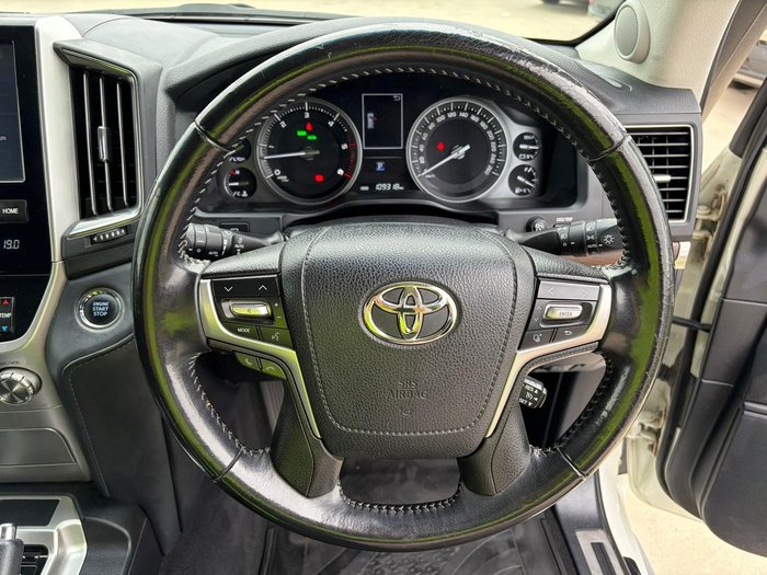 2019 Toyota Landcruiser VX