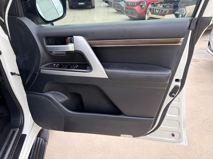 2019 Toyota Landcruiser VX