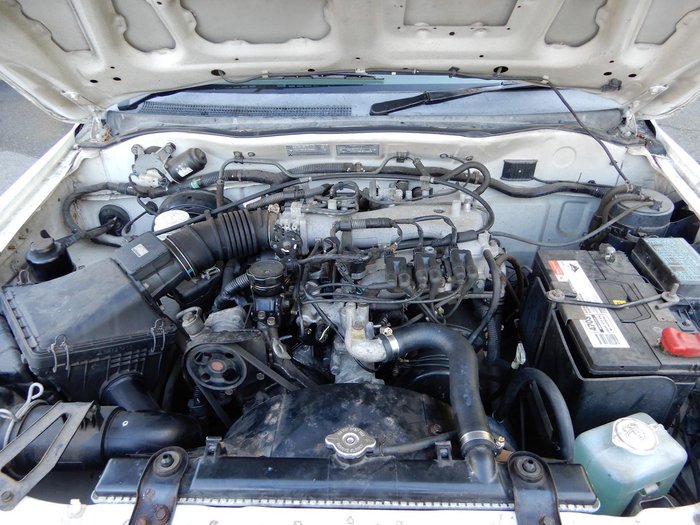 2005 Mitsubishi Triton GLX MK MY05 4x2 White