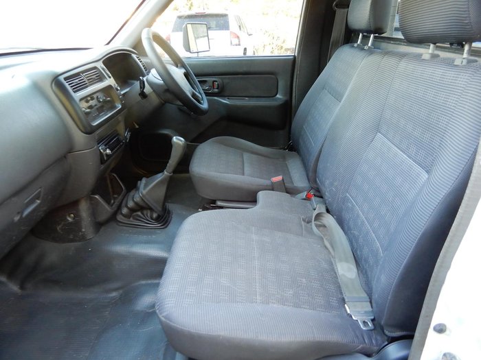 2005 Mitsubishi Triton GLX MK MY05 4x2 White