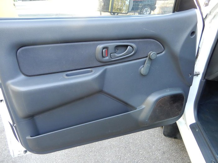 2005 Mitsubishi Triton GLX MK MY05 4x2 White