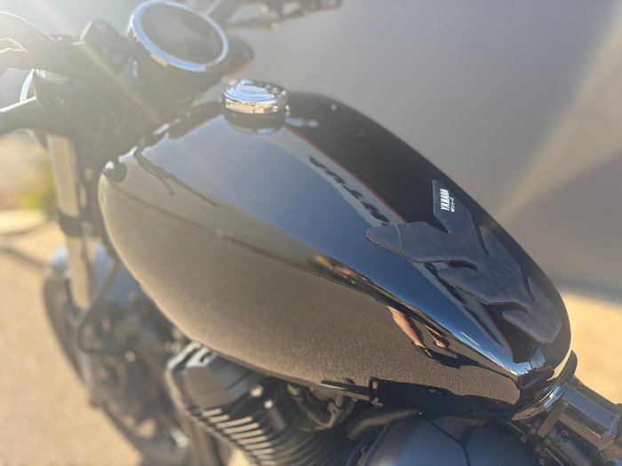 2014 Yamaha Bolt (XVS950CU) Bolt Black