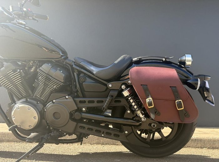 2014 Yamaha Bolt (XVS950CU) Bolt Black