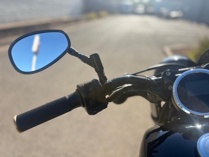 2014 Yamaha Bolt (XVS950CU) Bolt Black