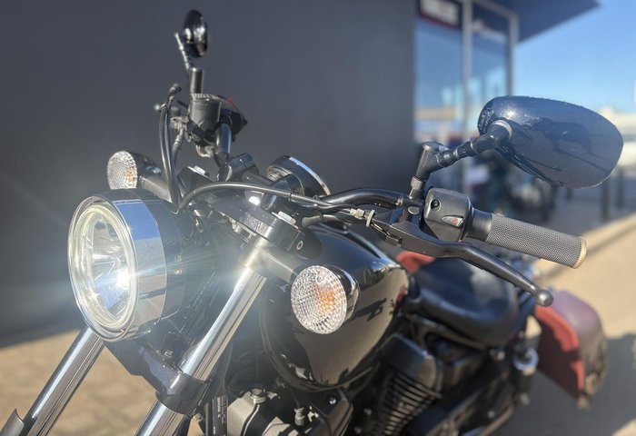 2014 Yamaha Bolt (XVS950CU) Bolt Black