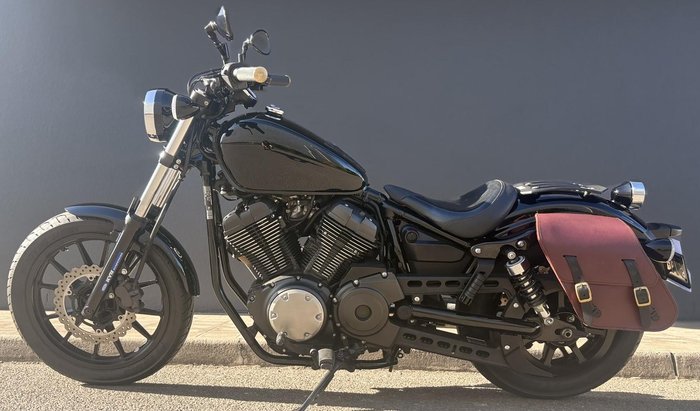 2014 Yamaha Bolt (XVS950CU) Bolt Black