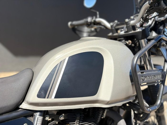 2022 Royal Enfield Himalayan E5 Base Himalayan Grey