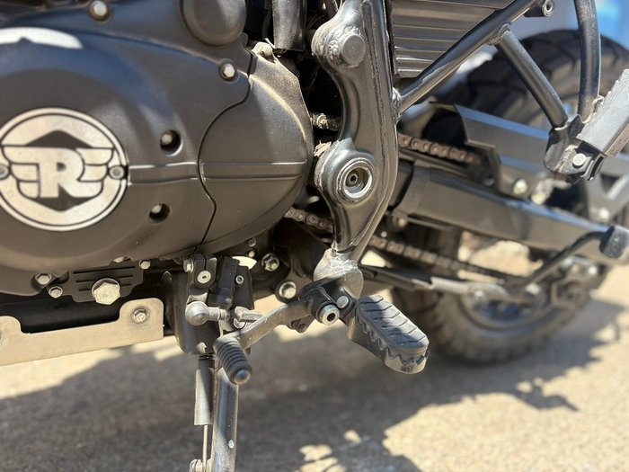 2022 Royal Enfield Himalayan E5 Base Himalayan Grey