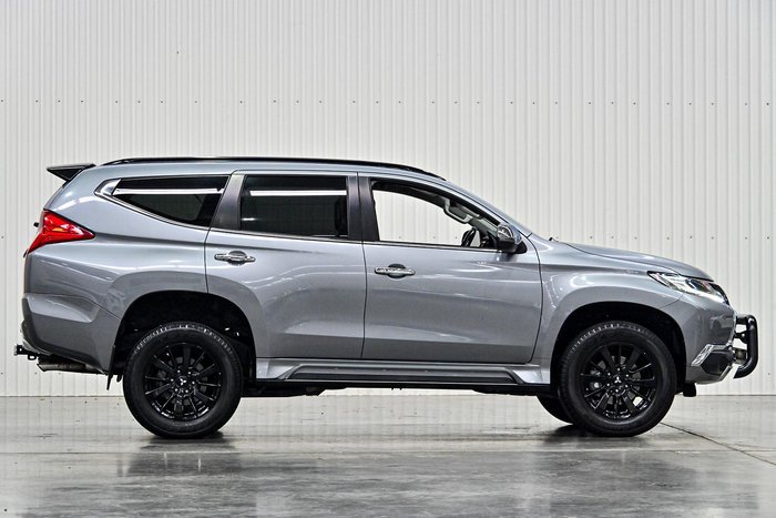 2019 Mitsubishi Pajero Sport Black Edition