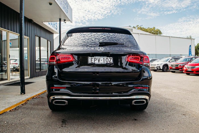 2021 Mercedes-Benz GLC-Class GLC300