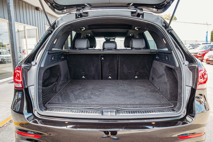 2021 Mercedes-Benz GLC-Class GLC300