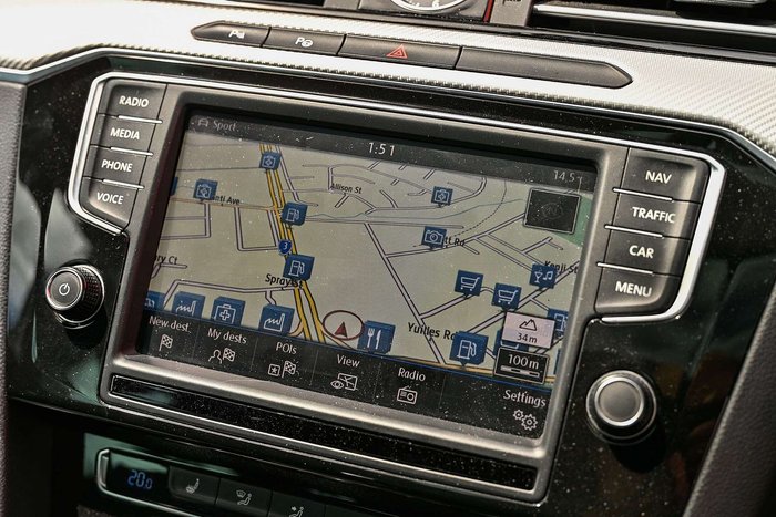 2016 Volkswagen Passat 206TSI R-Line