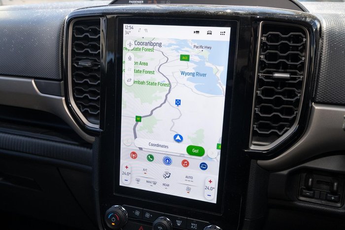 2025 Ford Everest Ambiente