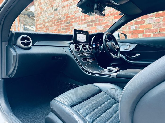 2016 Mercedes-Benz C-Class C300 C205 White