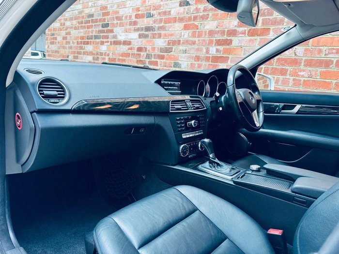 2012 Mercedes-Benz C-Class C250 BlueEFFICIENCY Avantgarde W204 MY13 White