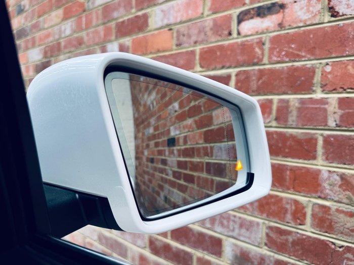 2012 Mercedes-Benz C-Class C250 BlueEFFICIENCY Avantgarde W204 MY13 White