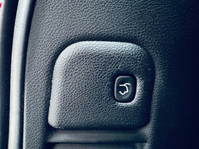 2015 Jeep Grand Cherokee Overland WK MY15 4X4 Dual Range Brilliant Black