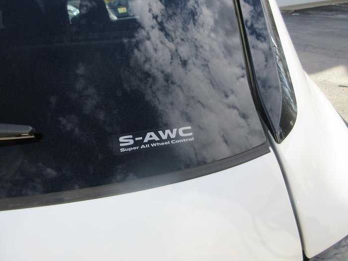 2025 Mitsubishi Outlander LS