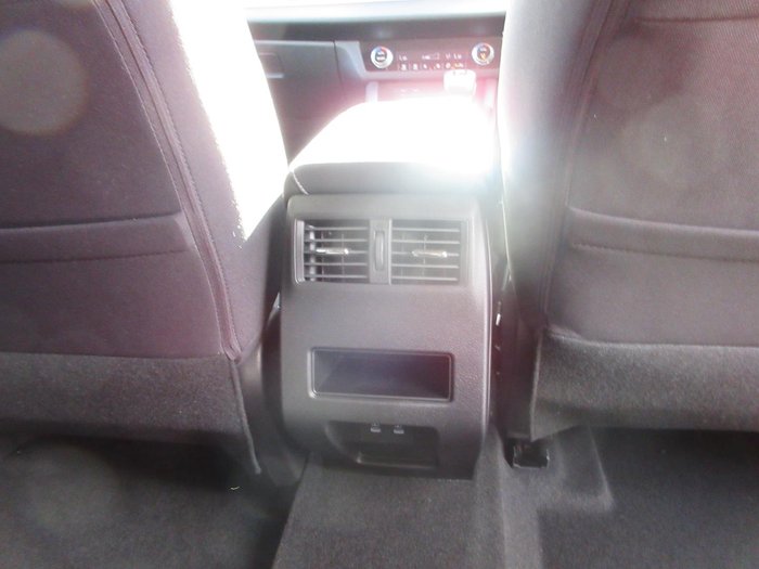 2025 Mitsubishi Outlander LS