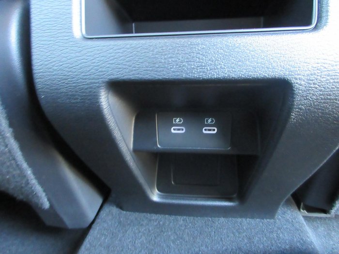 2025 Mitsubishi Outlander LS