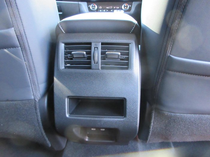 2025 Mitsubishi Outlander LS