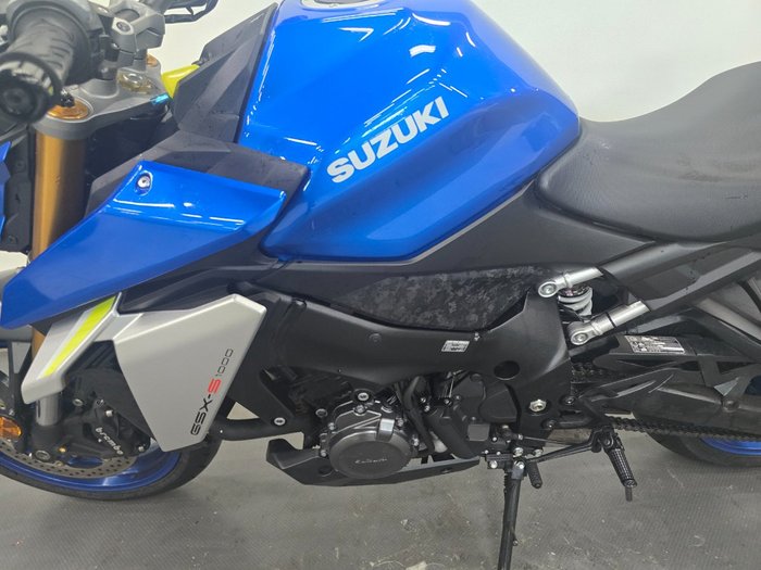 2023 Suzuki GSX-S1000 Blue