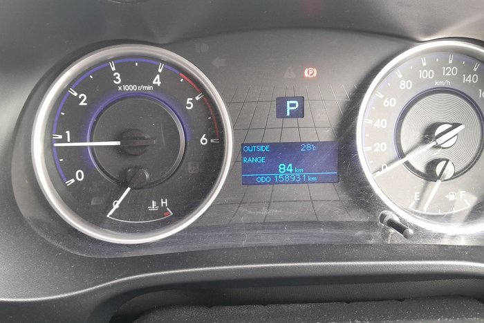 2018 Toyota Hilux SR (4x4)