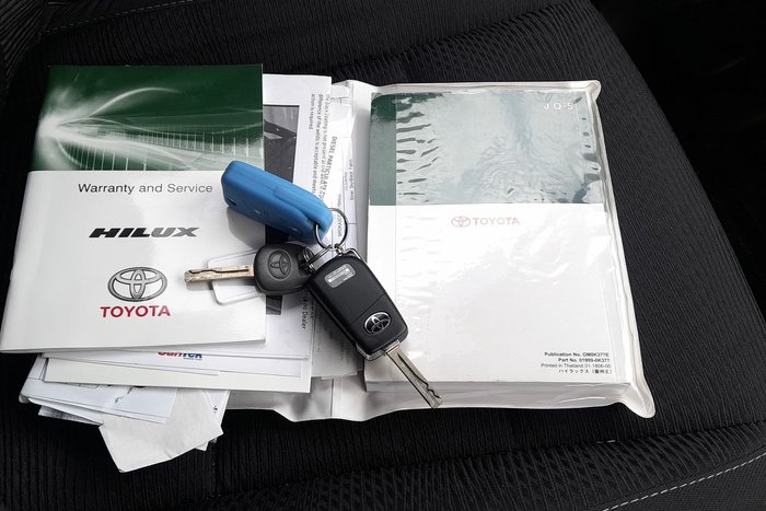 2018 Toyota Hilux SR (4x4)