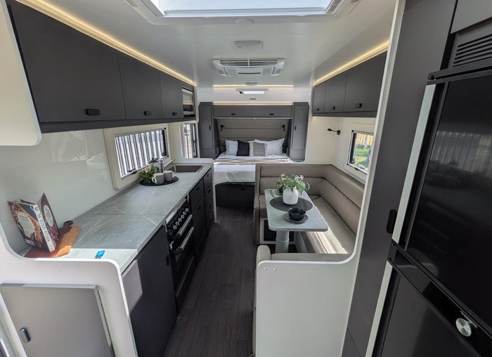 2026 JB Caravans Dirt Road Xtreme (21'6)