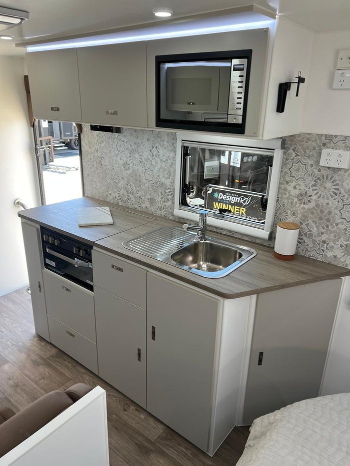 2026 Design RV Crx 186R