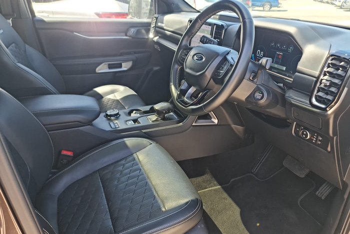 2024 Ford Everest Platinum