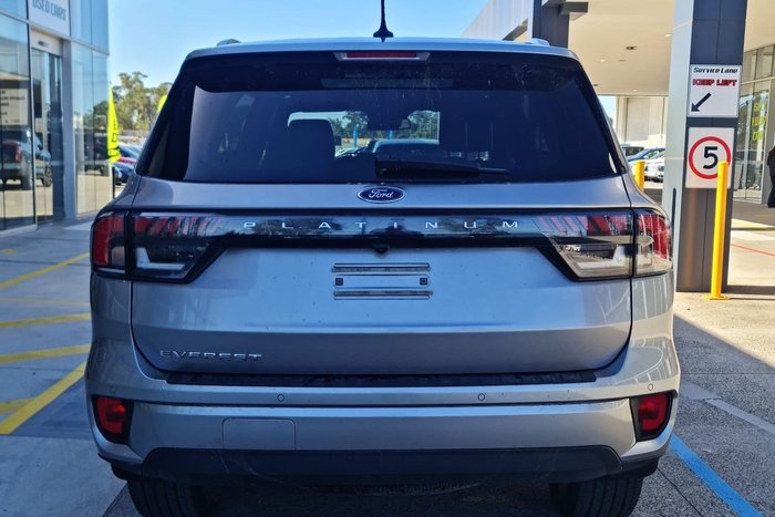2024 Ford Everest Platinum