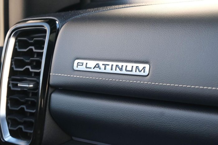 2024 Ford Everest Platinum