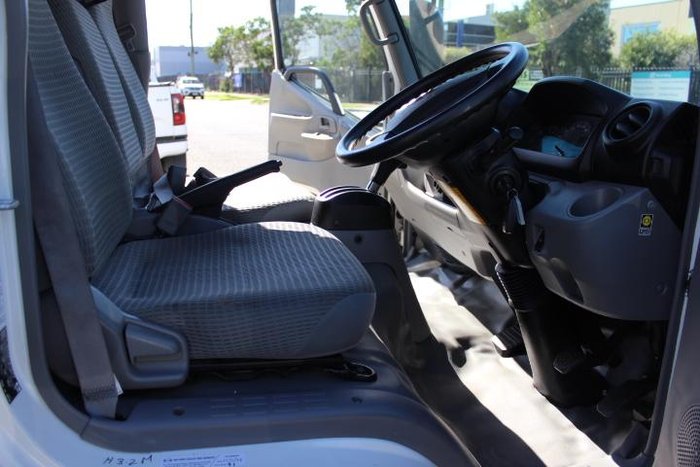 2019 Hino 300 Series 616 IFS WHITE