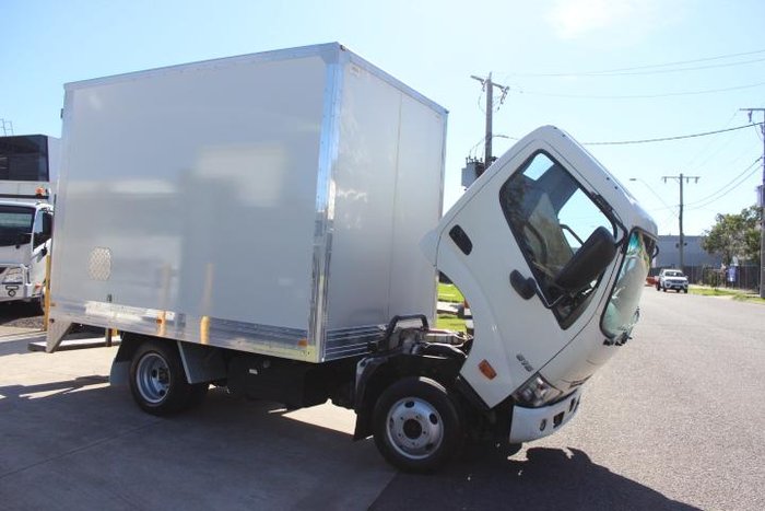 2019 Hino 300 Series 616 IFS WHITE