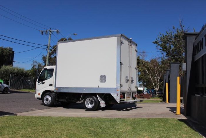 2019 Hino 300 Series 616 IFS WHITE