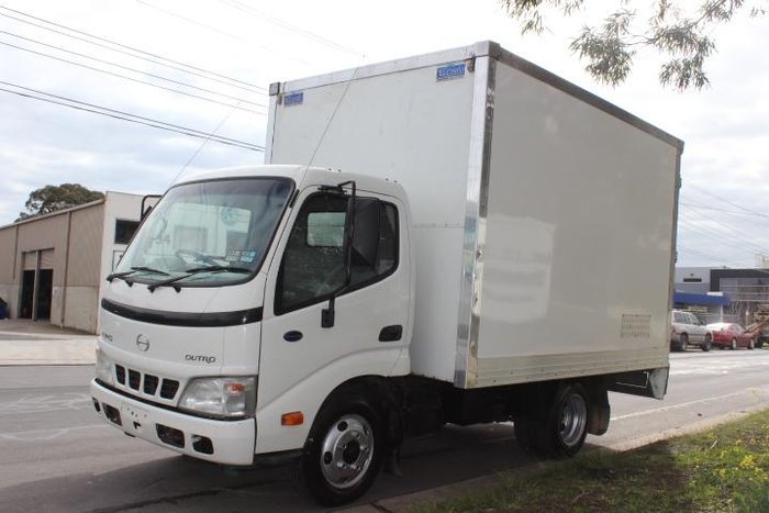 2019 Hino 300 Series 616 IFS WHITE
