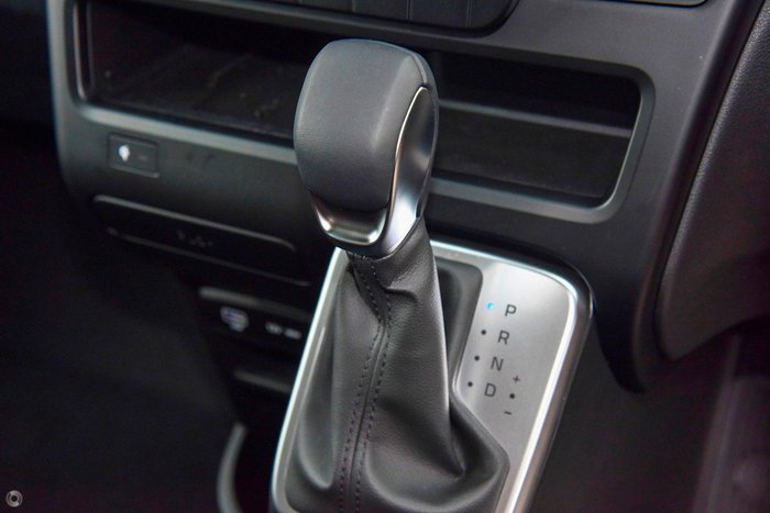 2025 Hyundai STARIA LOAD