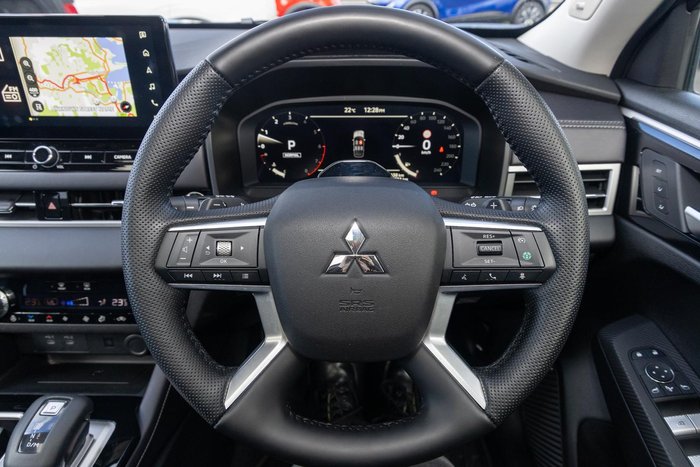 2025 Mitsubishi Outlander Exceed