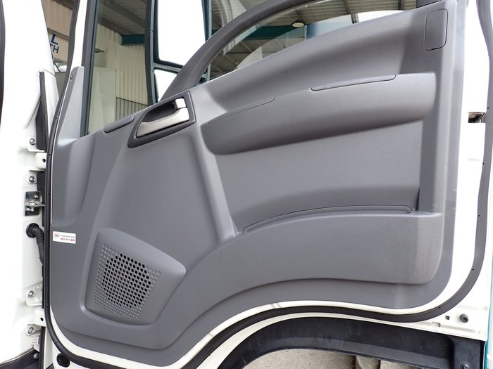 2018 ISUZU FSR 140-260