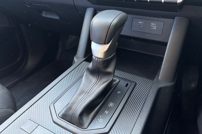 2025 Mitsubishi Triton GLX