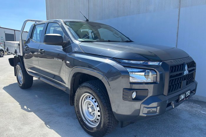 2025 Mitsubishi Triton GLX