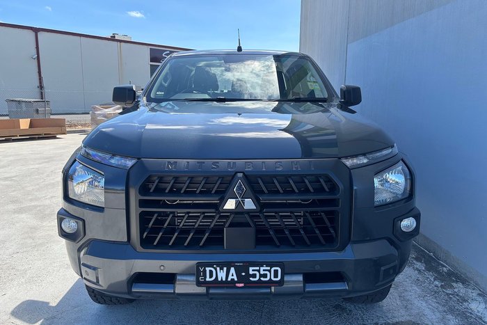 2025 Mitsubishi Triton GLX