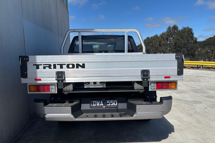 2025 Mitsubishi Triton GLX