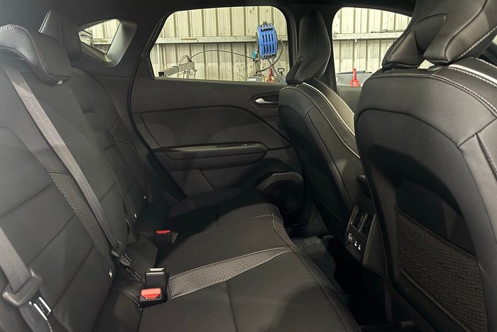 2025 Mitsubishi ASX Exceed