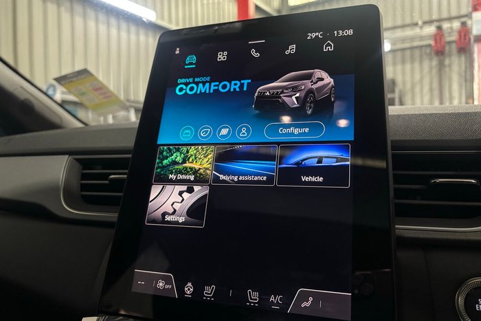 2025 Mitsubishi ASX Exceed